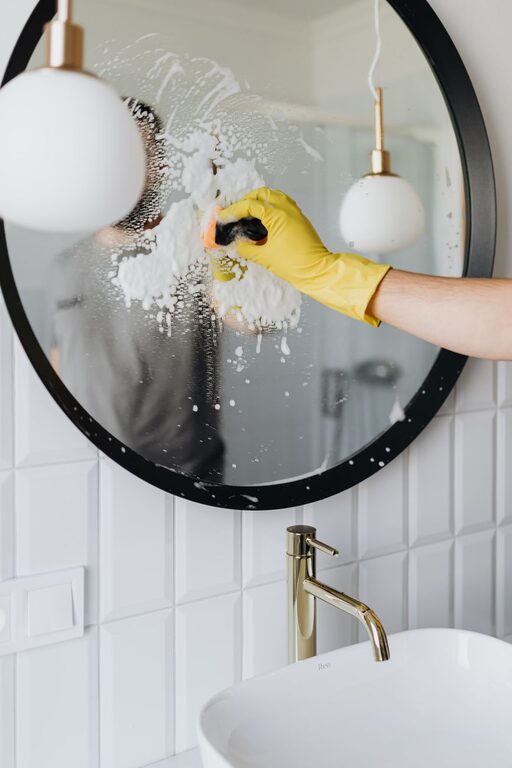 Simple Cleaning Schedule for the Whole Week